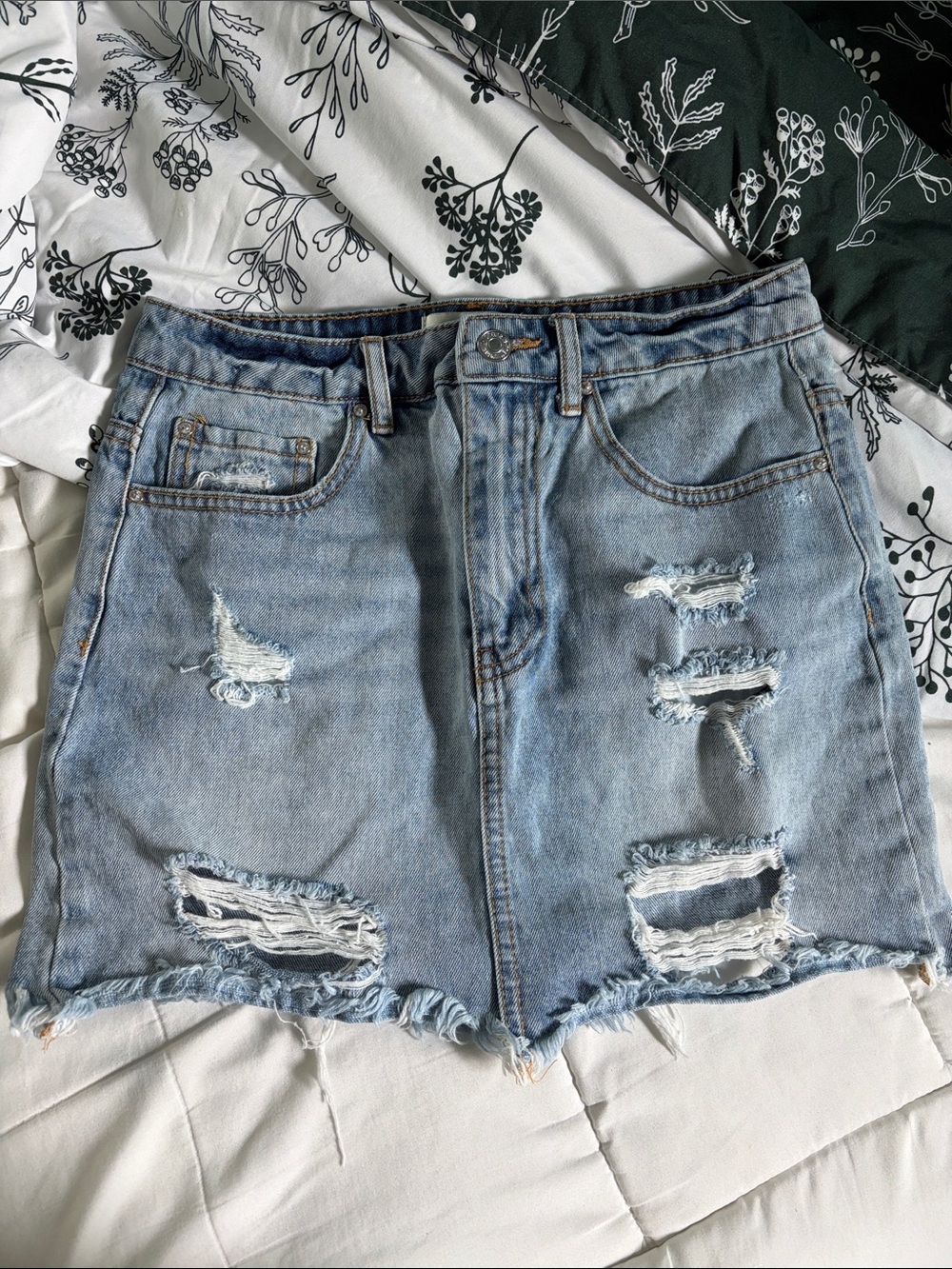 Forever 21 Size Small Denim Skirt